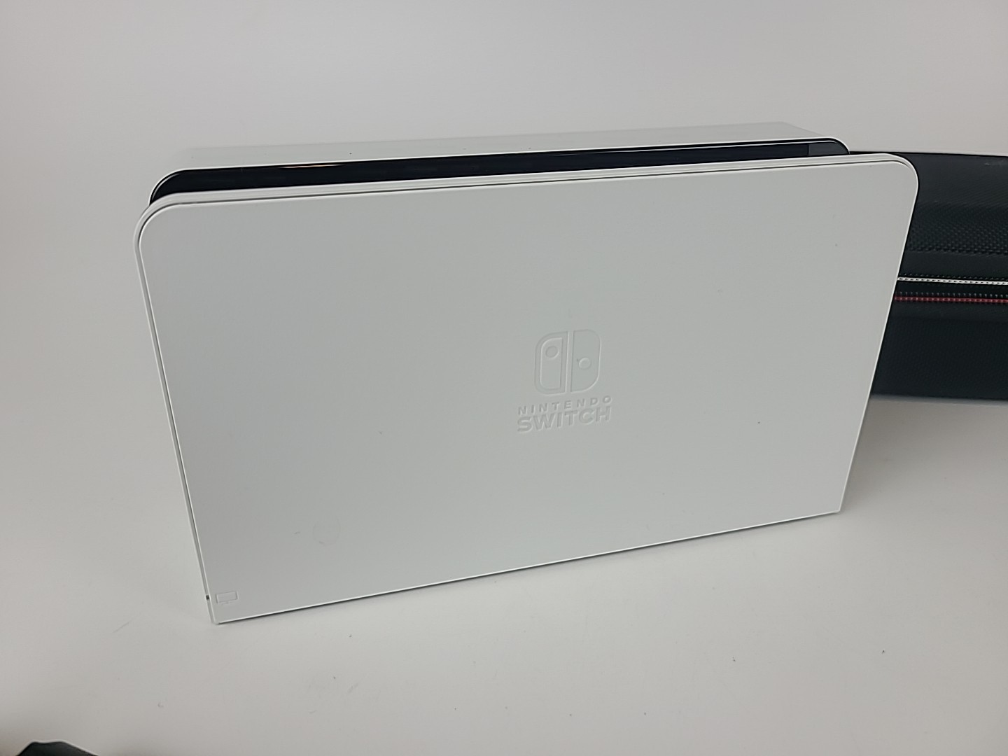 Nintendo Switch OLED 64GB White Joy-Con Console w/ Dock Wi‑Fi USB‑C HEG-001