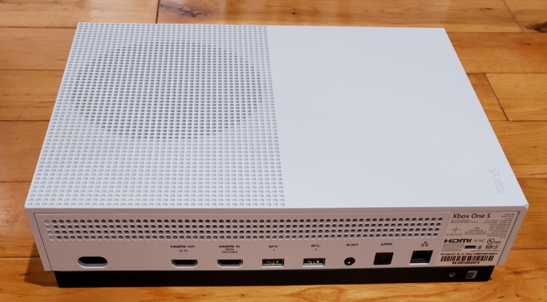 Xbox One S 1TB Console 1681 White Bundle, Controller 1708, Power, HDMI, TESTED