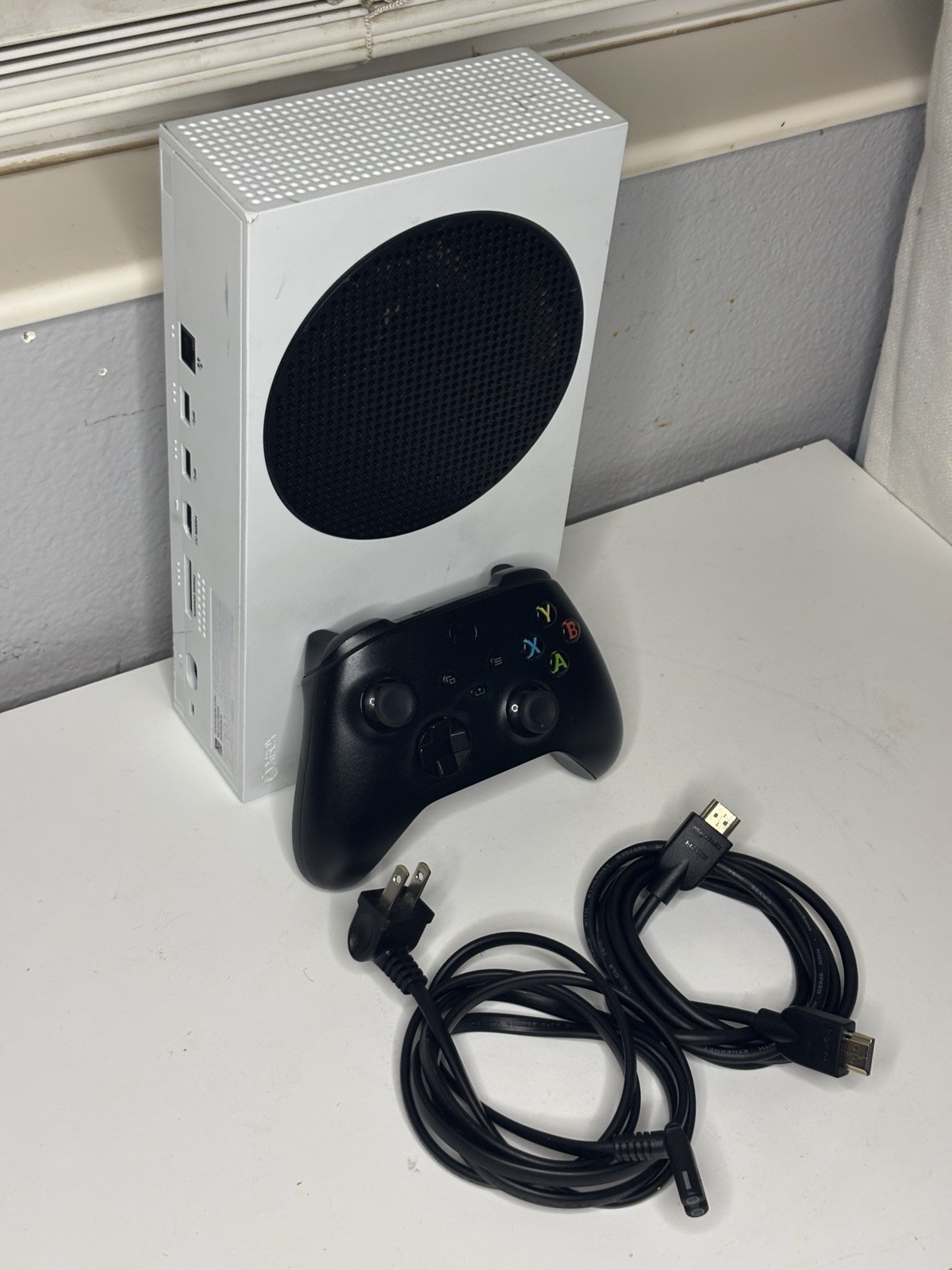 Xbox Series S 512GB Console Bundle – Tested & Working – Controller + Cables