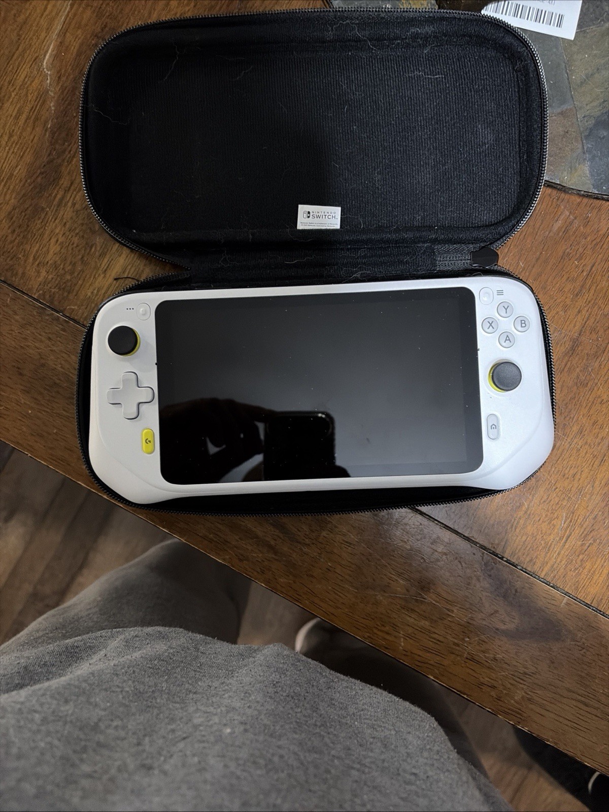 Logitech G CLOUD 64GB Handheld Console – White