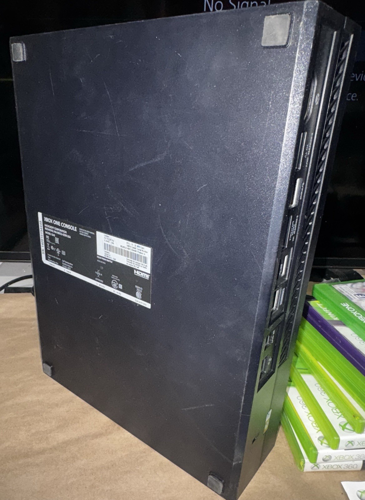 Microsoft Xbox One Original 500GB Console + 20 Xbox 360 Games – Console Tested
