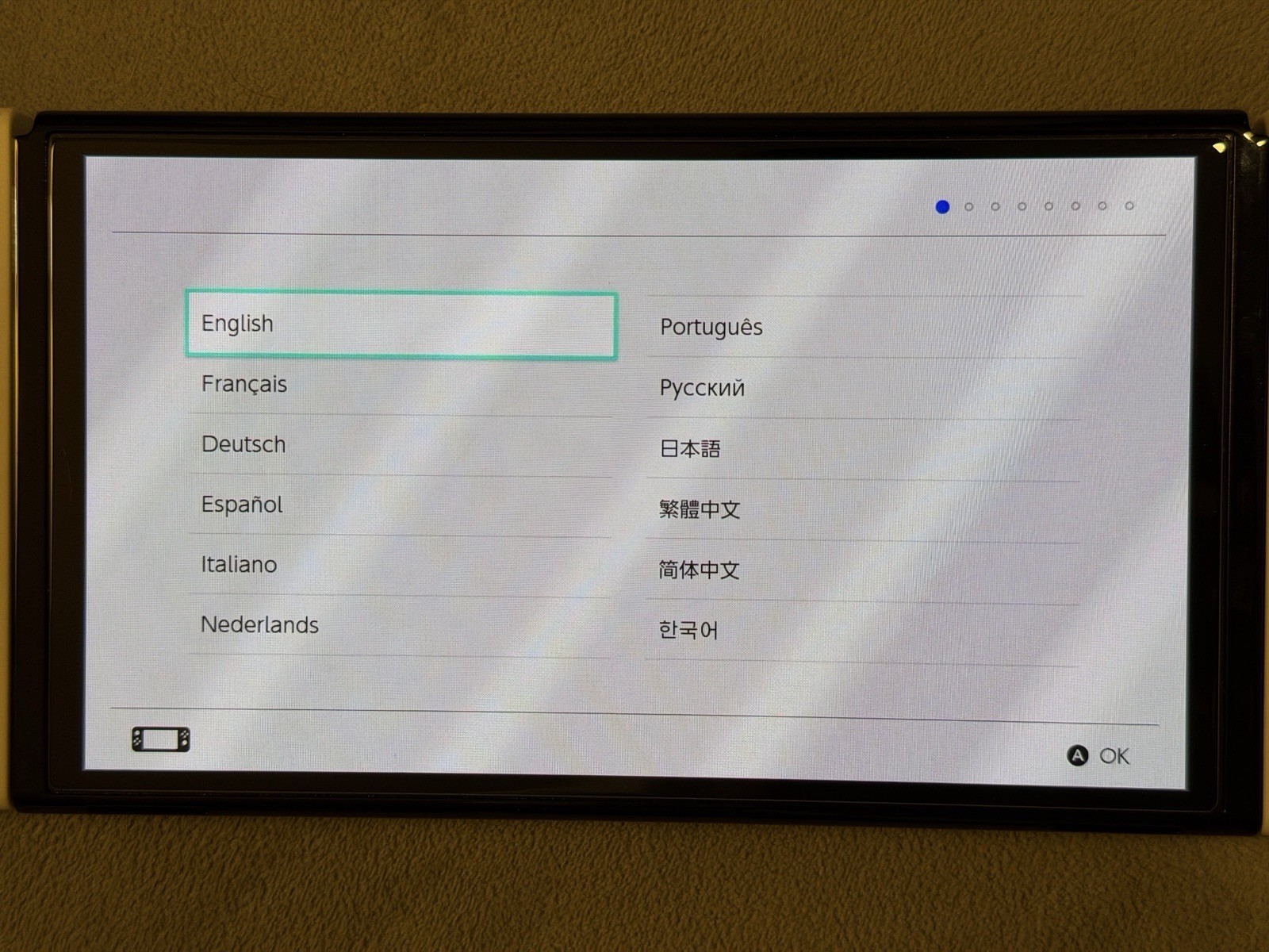 Nintendo Switch OLED Model HEG-001 Handheld Console – 64GB – White