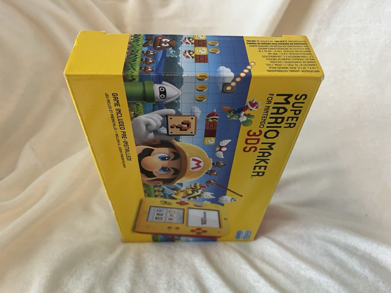 Nintendo 2DS Super Mario Maker for Nintendo 3DS Bundle – Yellow/Red NEW IN BOX!!