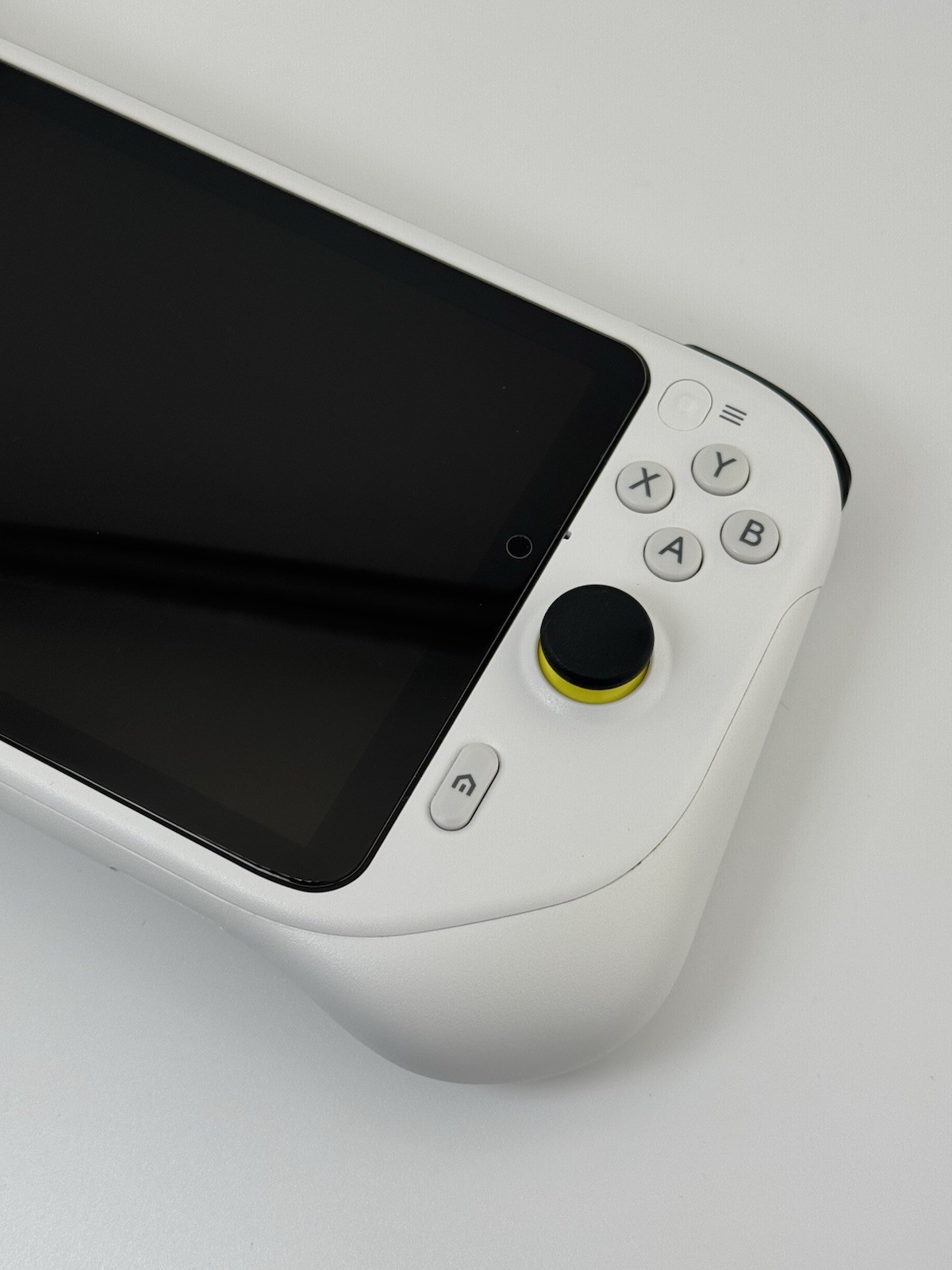 Logitech G Cloud Gaming Handheld 64GB White w/ Case Charger Cable Tested