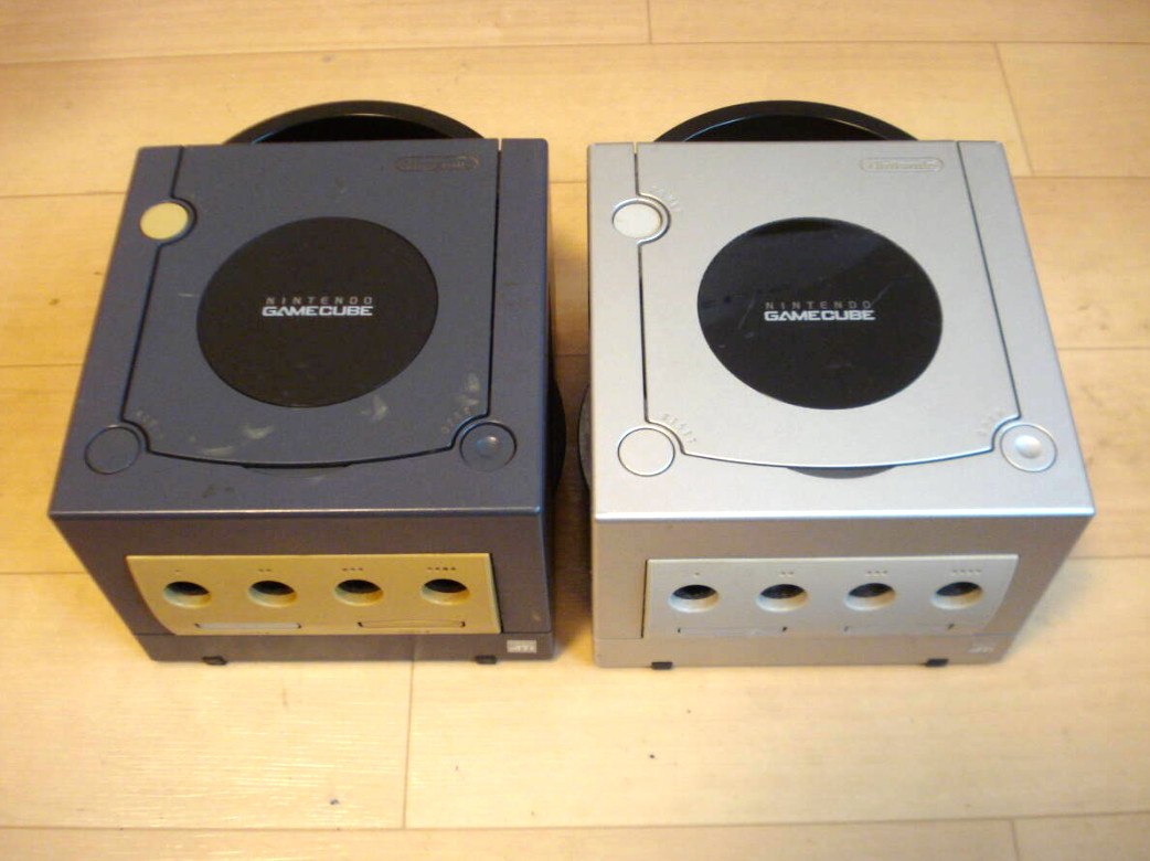 Nintendo Gamecube Console-Black(The product is only black in the photo)