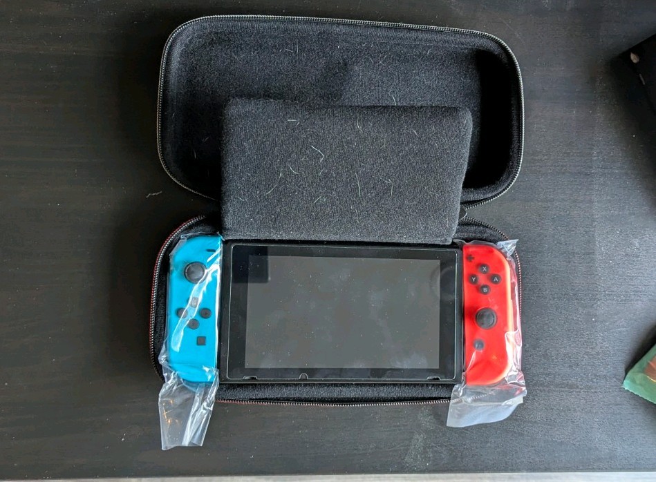 Nintendo Switch With BRAND NEW Joy Cons, Case, And Transparent Back