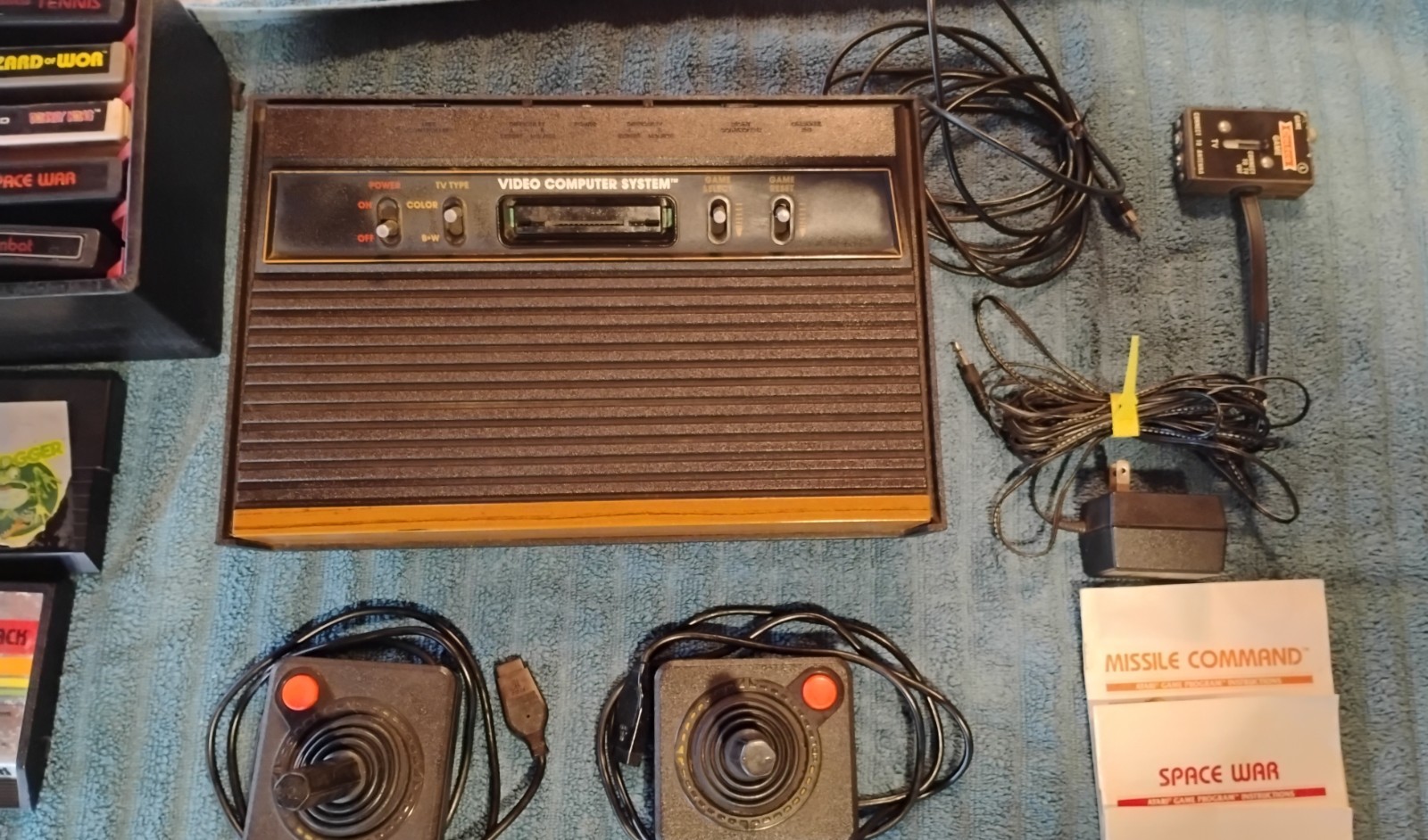 Atari Video Computer System CX-2600A Darth Vader Edition NT (19 Games)