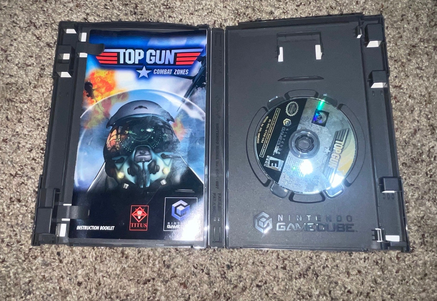 Nintendo GameCube Black Console Bundle +2X controller +Top Gun +CABLES