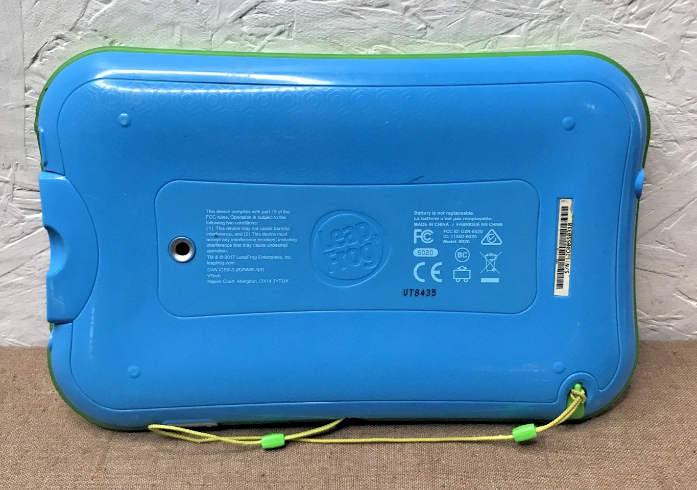 Powers On & Plays LeapFrog LeapPad Ultimate w/ Charger & Attached Stylus
