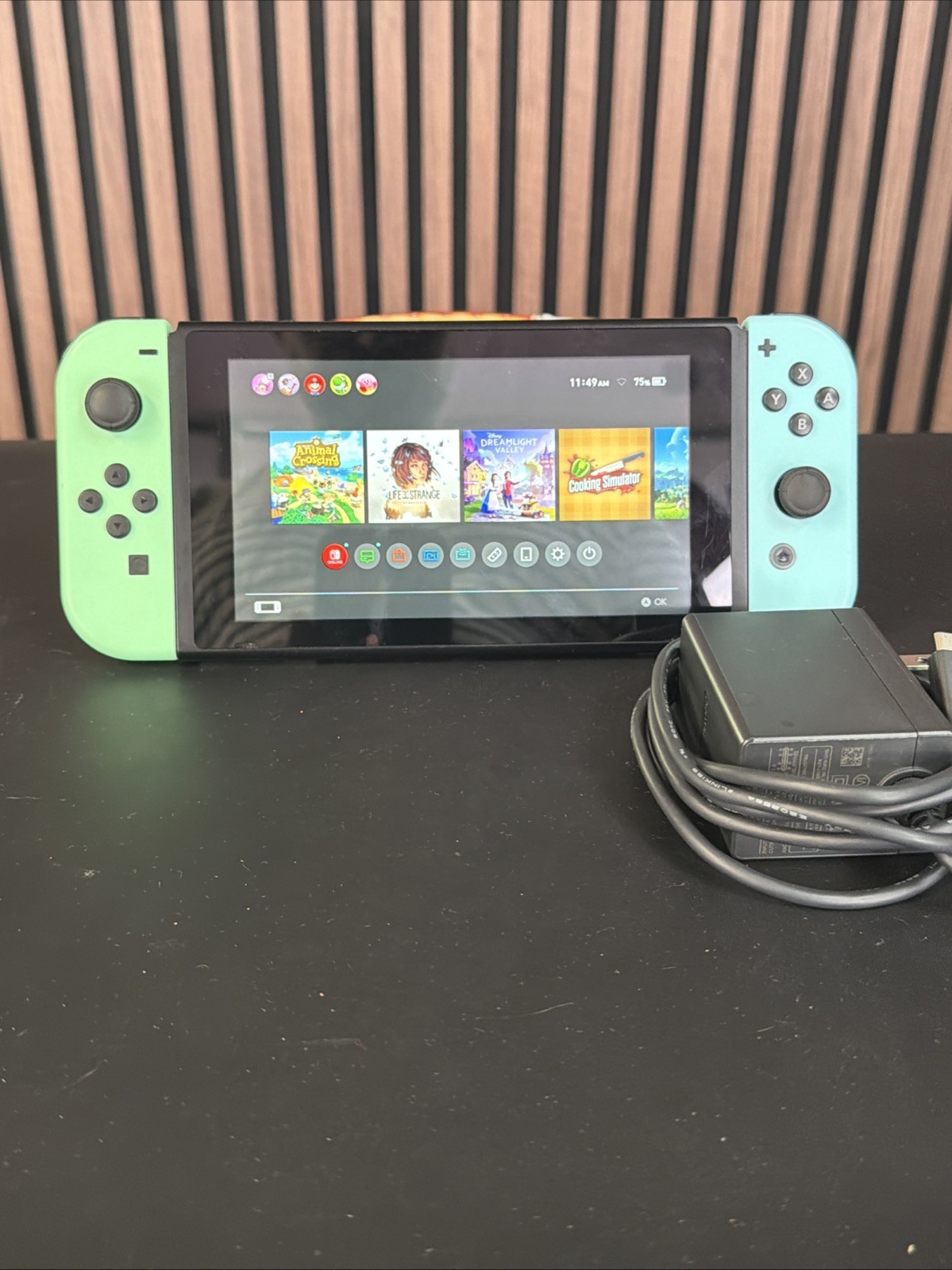 Nintendo Switch Animal Crossing Edition HAC-001 2020 32GB Console with Joy-Cons