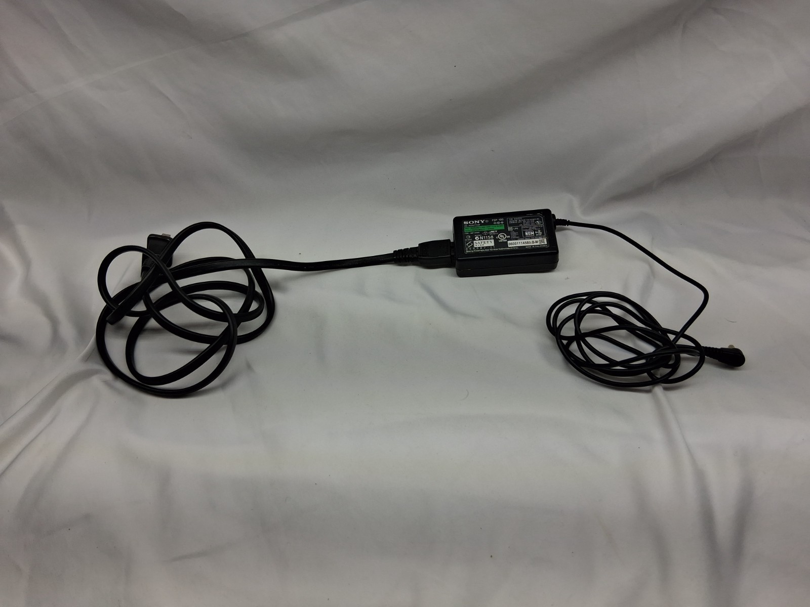 Genuine Sony PSP-100 Charger Power Adapter Supply OEM Sony PSP 1001 2001 3001