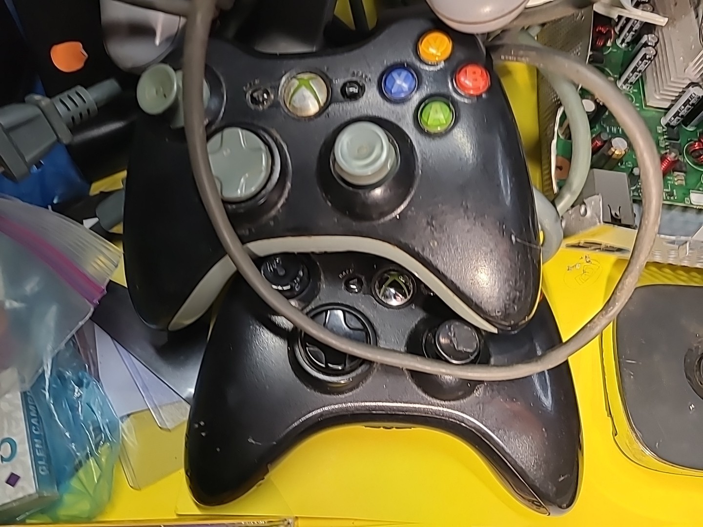 Microsoft Xbox 360 Parts & Controllers See Photos Untested Parts