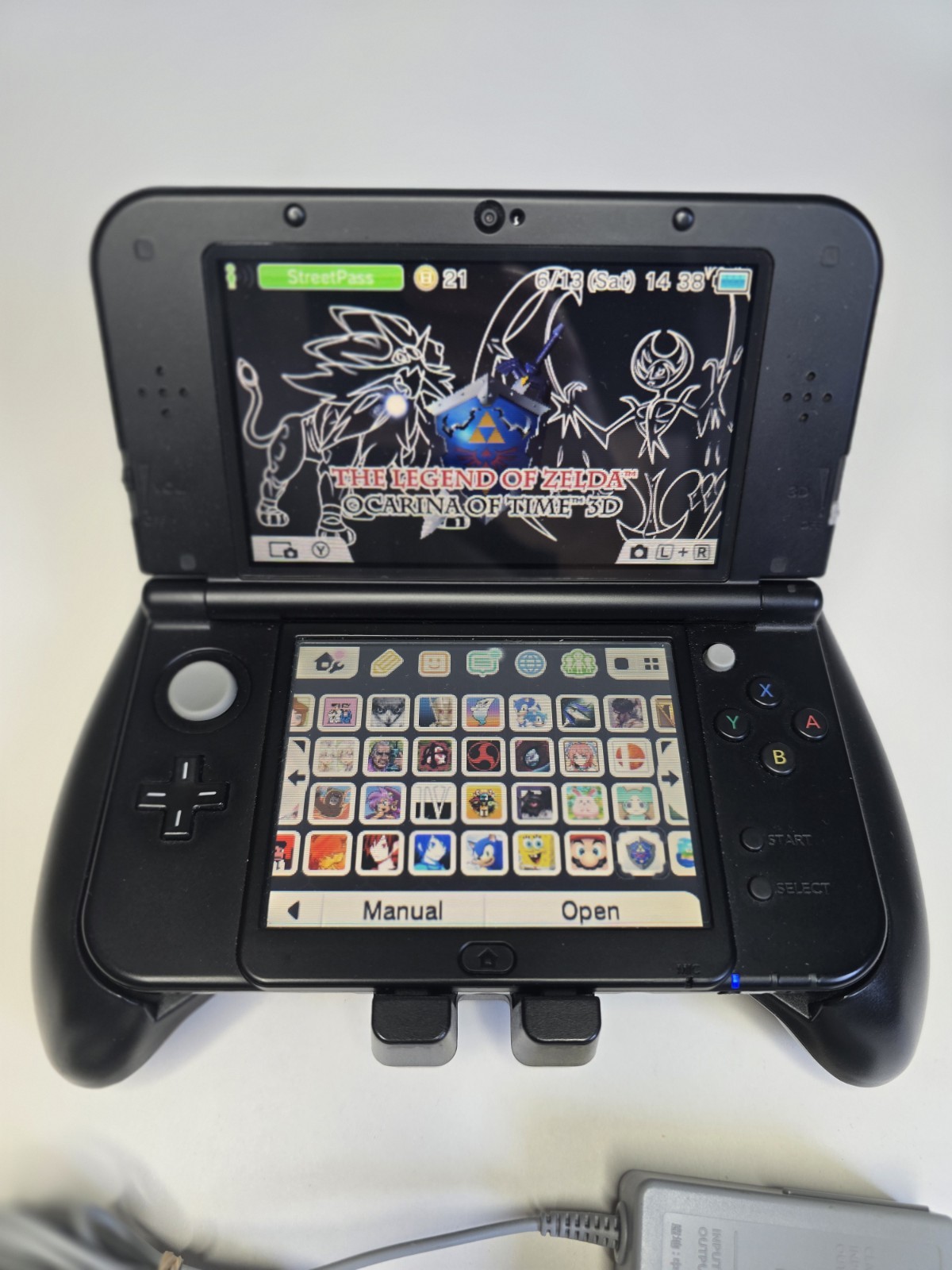 New Nintendo 3DS XL Console Pokemon Solgaleo Lunala + Rare Hori Grip