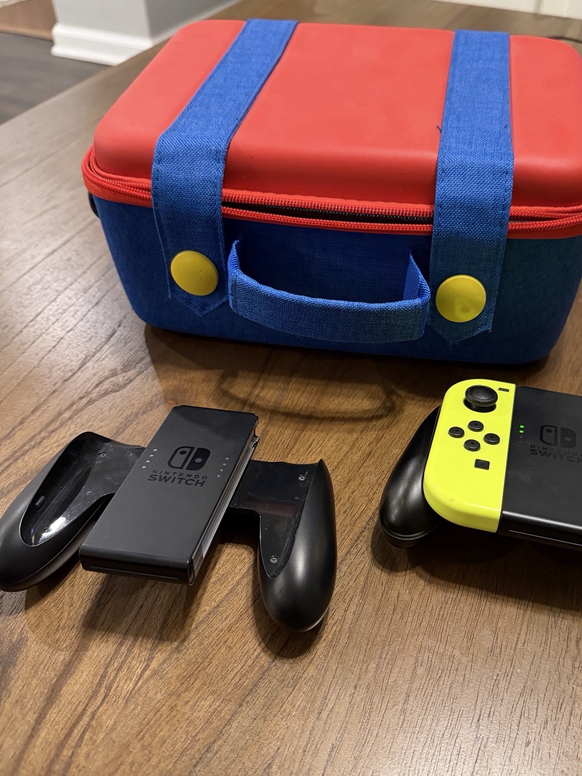 Nintendo Switch Console HAC-001 🎮 🕹️ BUNDLE (16 Items Included)