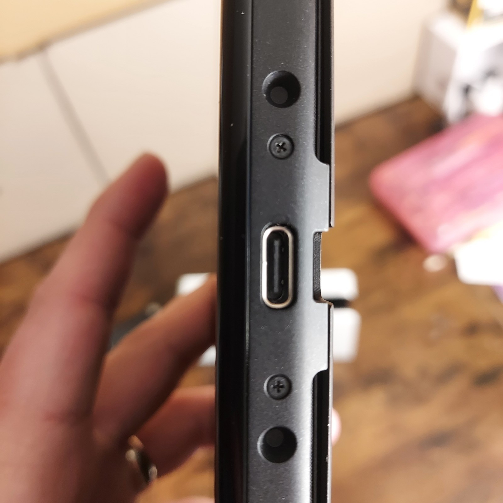 Nintendo Switch OLED Model 64gb White Joycons Bundle