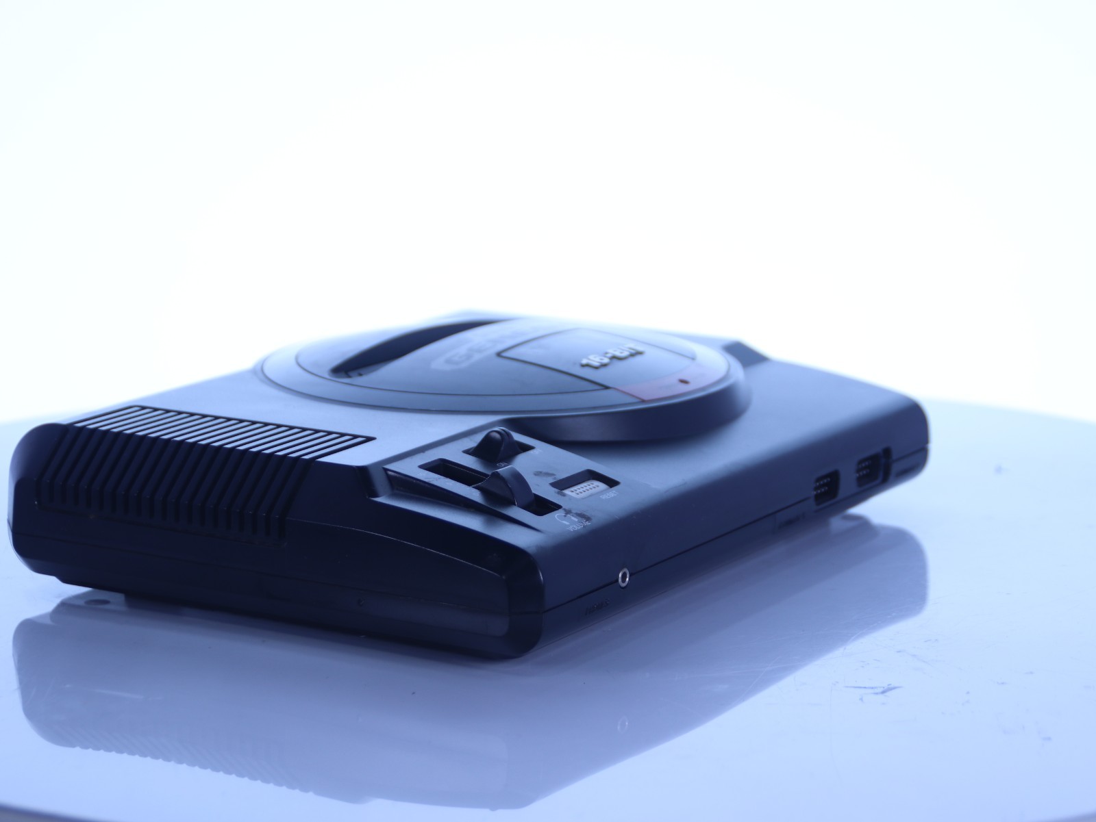 Sega Genesis Model 1601 16-Bit Console High Definition Graphics