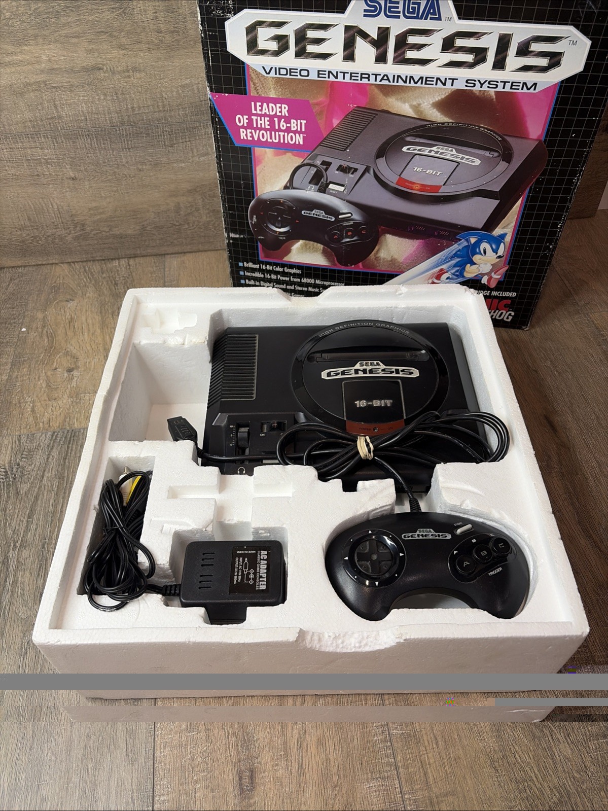 Sega Genesis 1 Console System Bundle (1601) + Original Box, 1 Controller & More