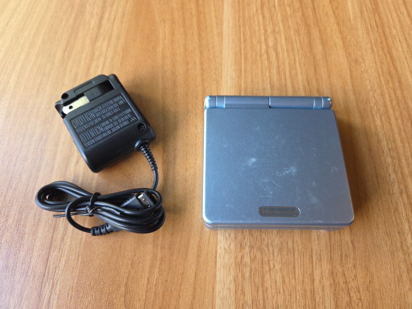 Nintendo Gameboy Advance SP Handheld System Console Pearl Blue (AGS-001) Tested