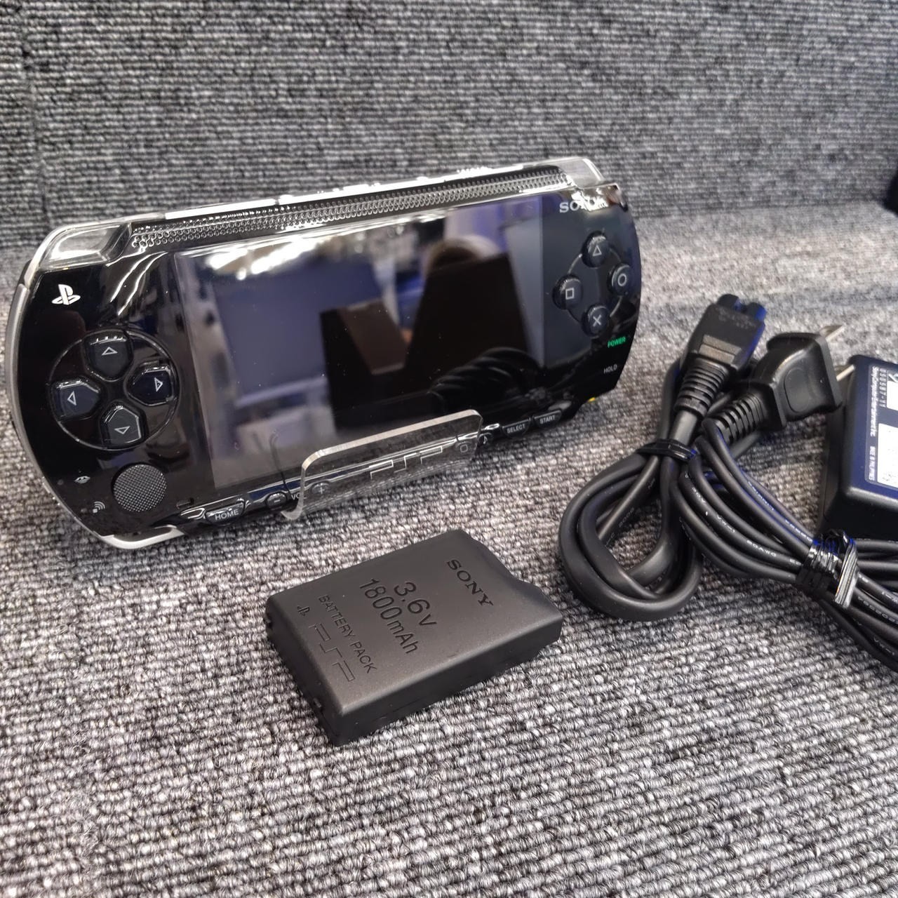 Sony PSP-1000 Console Handheld w/Battery AC Adapter Pouch A1810