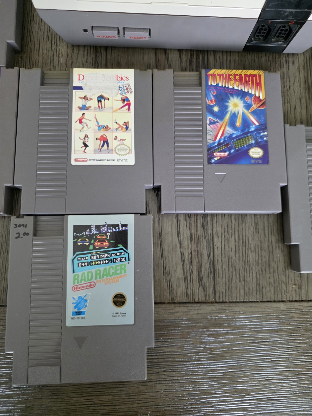 Nintendo Entertainment System Console Bundle with 10 Games NES Lot – Tested