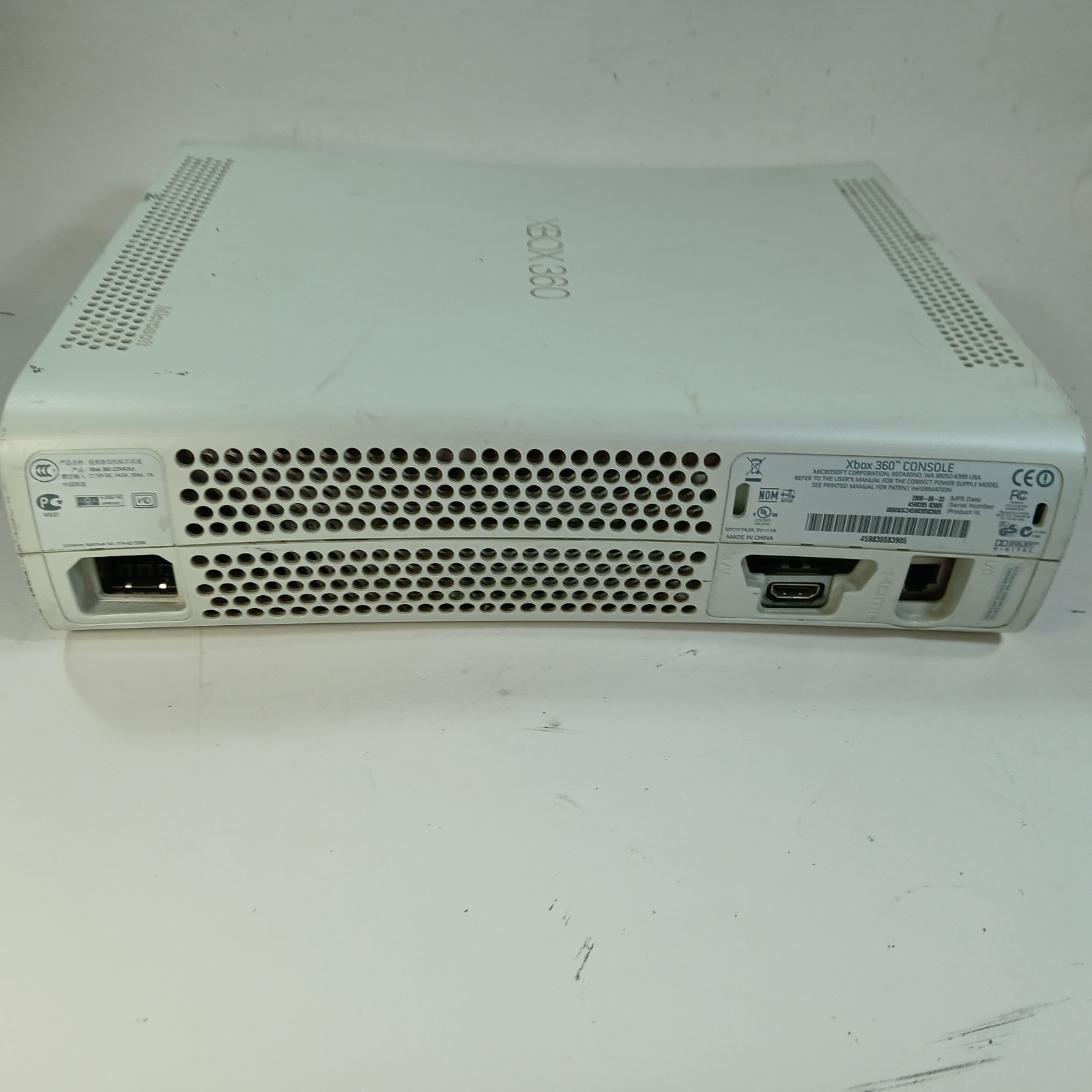 Xbox 360 White CONSOLE ONLY – NO HARD DRIVE – WORKS (disc tray sticks sometimes)