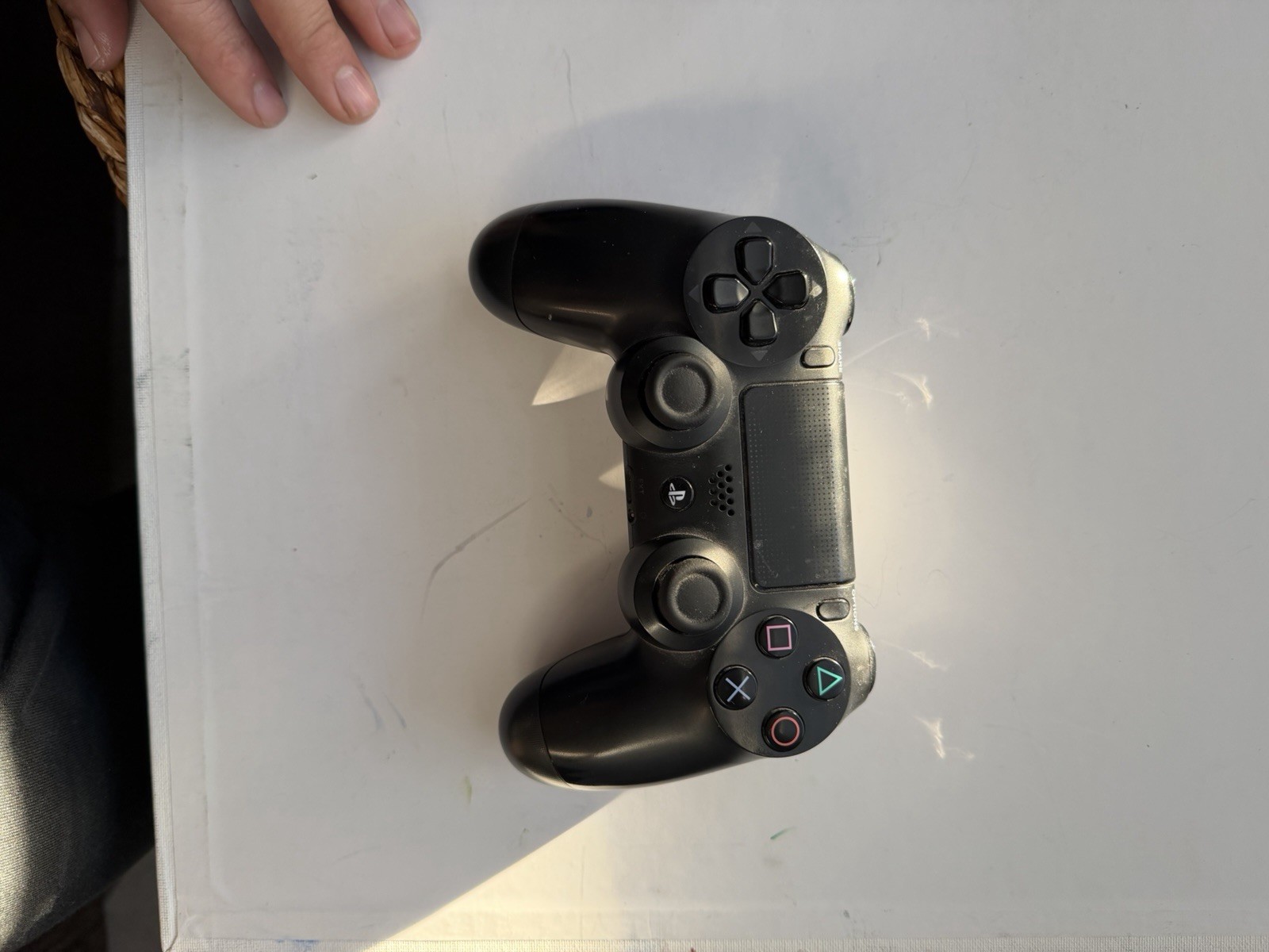 SONY PS4 Playstation 4 Console CUH-1215A – 500GB with 2Controller & 4 Games