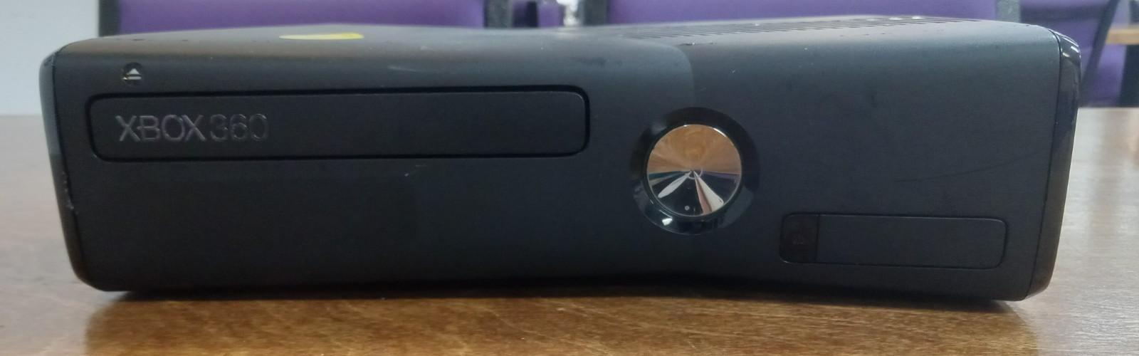 Xbox 360 S Slim Console Model 1439 – Black – FOR PARTS AND REPAIR ONLY