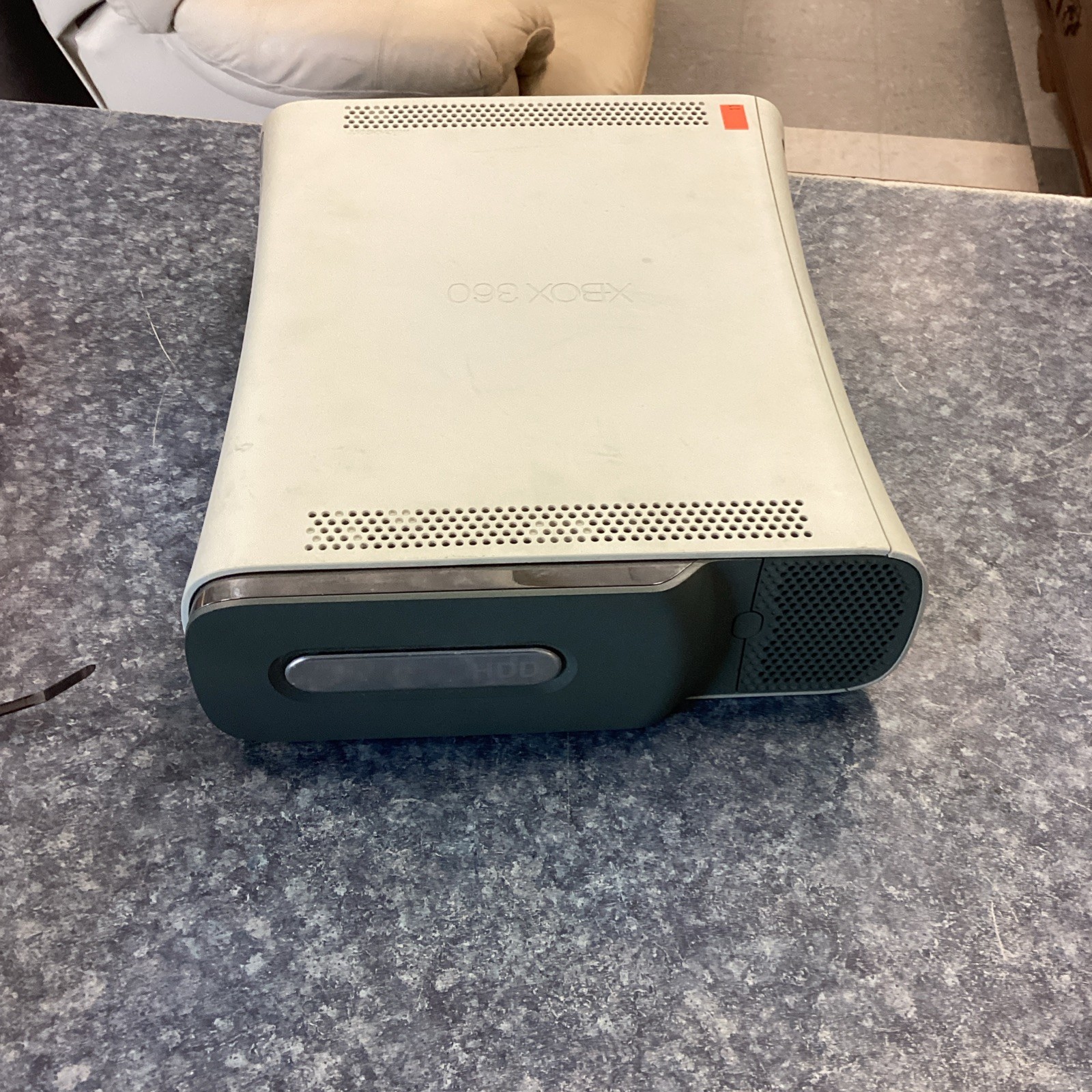 Microsoft Xbox 360 Pro 20GB Console – Matte White