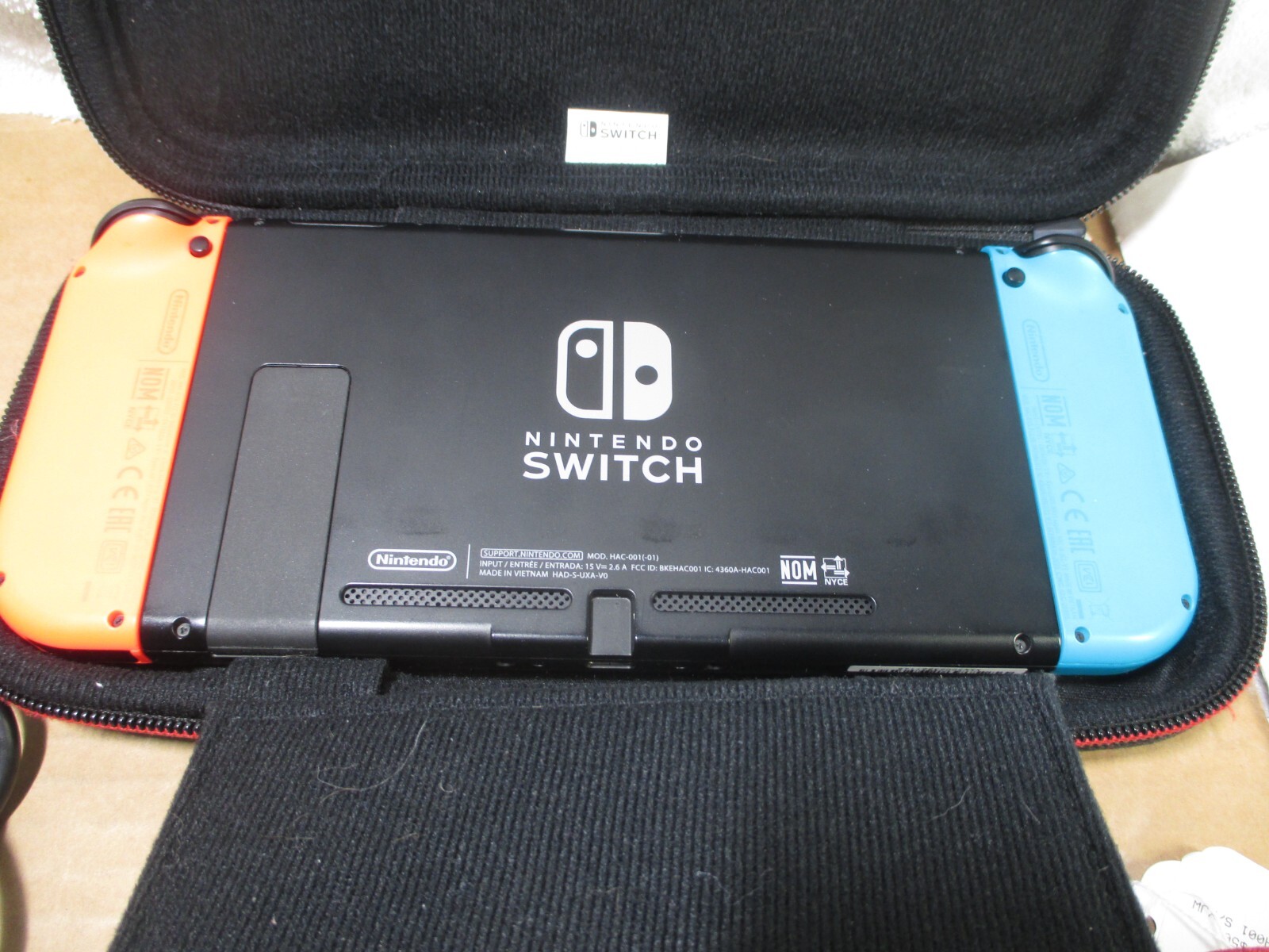Nintendo Switch Bundle SEE PHOTOS, case, xkw500638.. super street racer, no dock