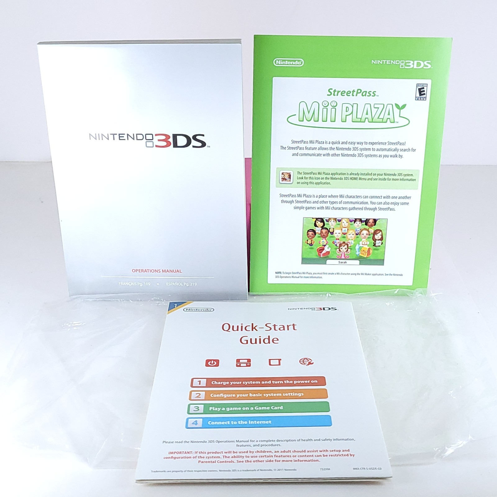 Nintendo 3DS 2GB Handheld System Cosmo Black CIB