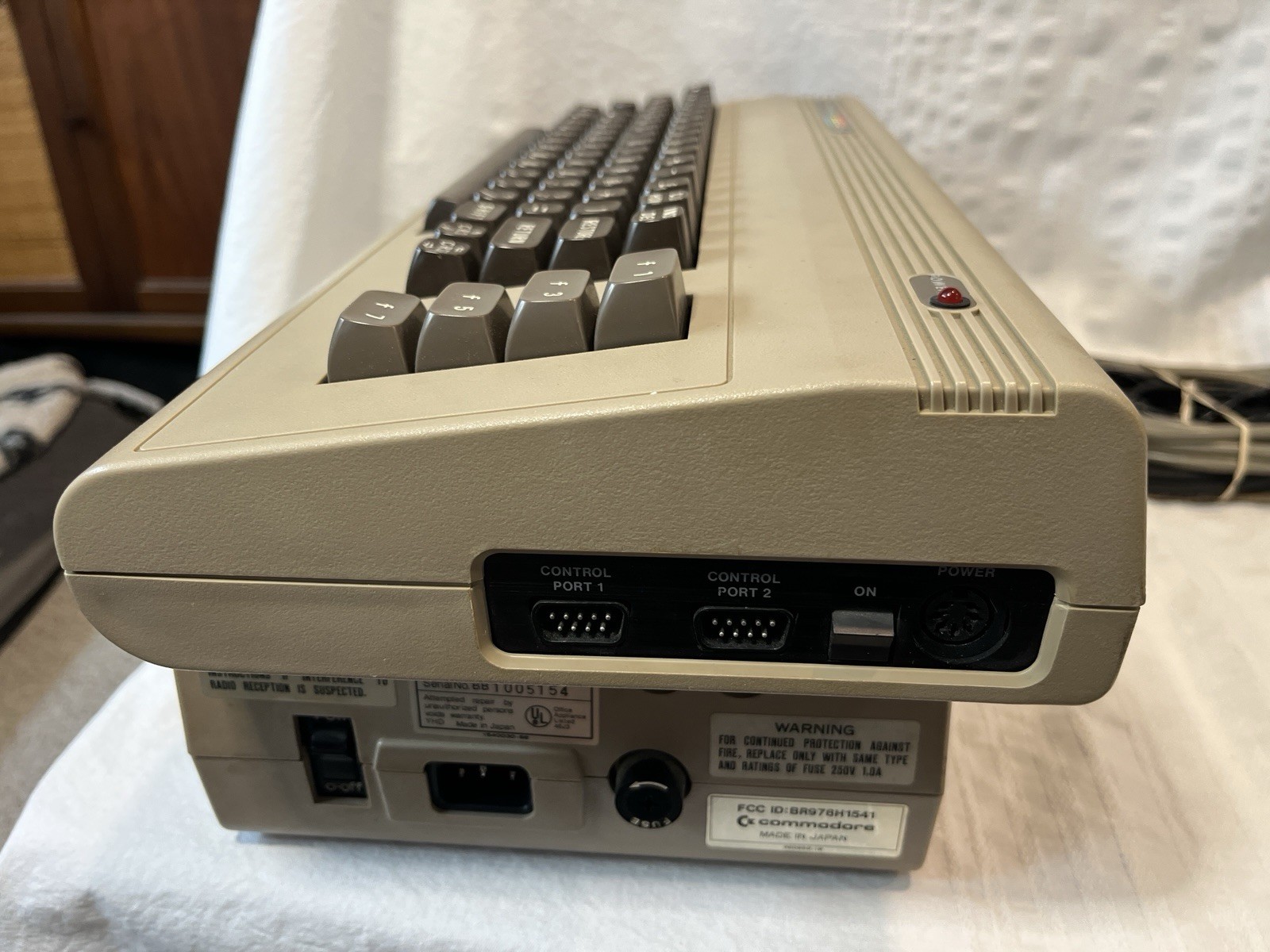 Commodore 64 Console + 1541 Disk Drive + Box/Accessories: Powers On – No Video