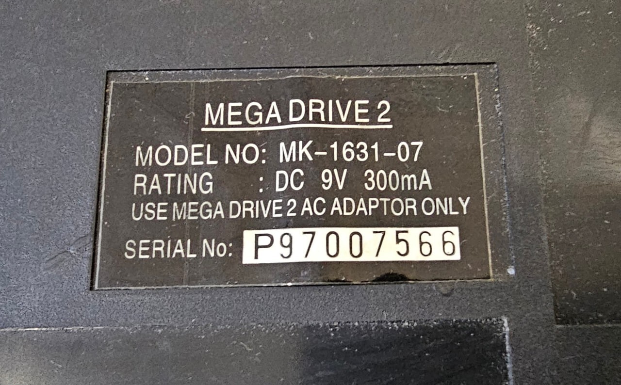 Mega Drive 2 Retro Vintage 1990s TV Game Console analog Sega 16 bit for repair