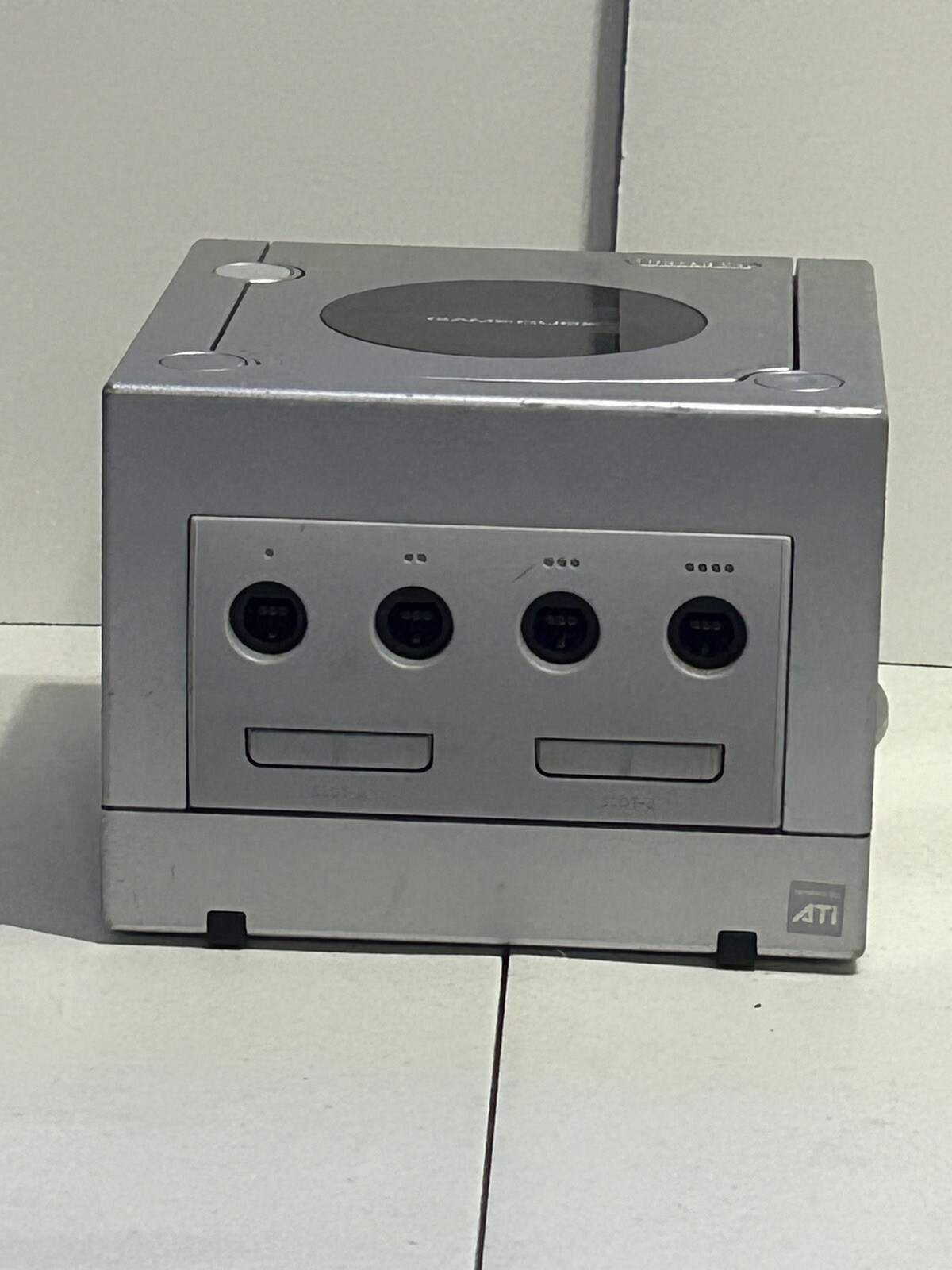 Nintendo GameCube Platinum Console – Silver Bundle