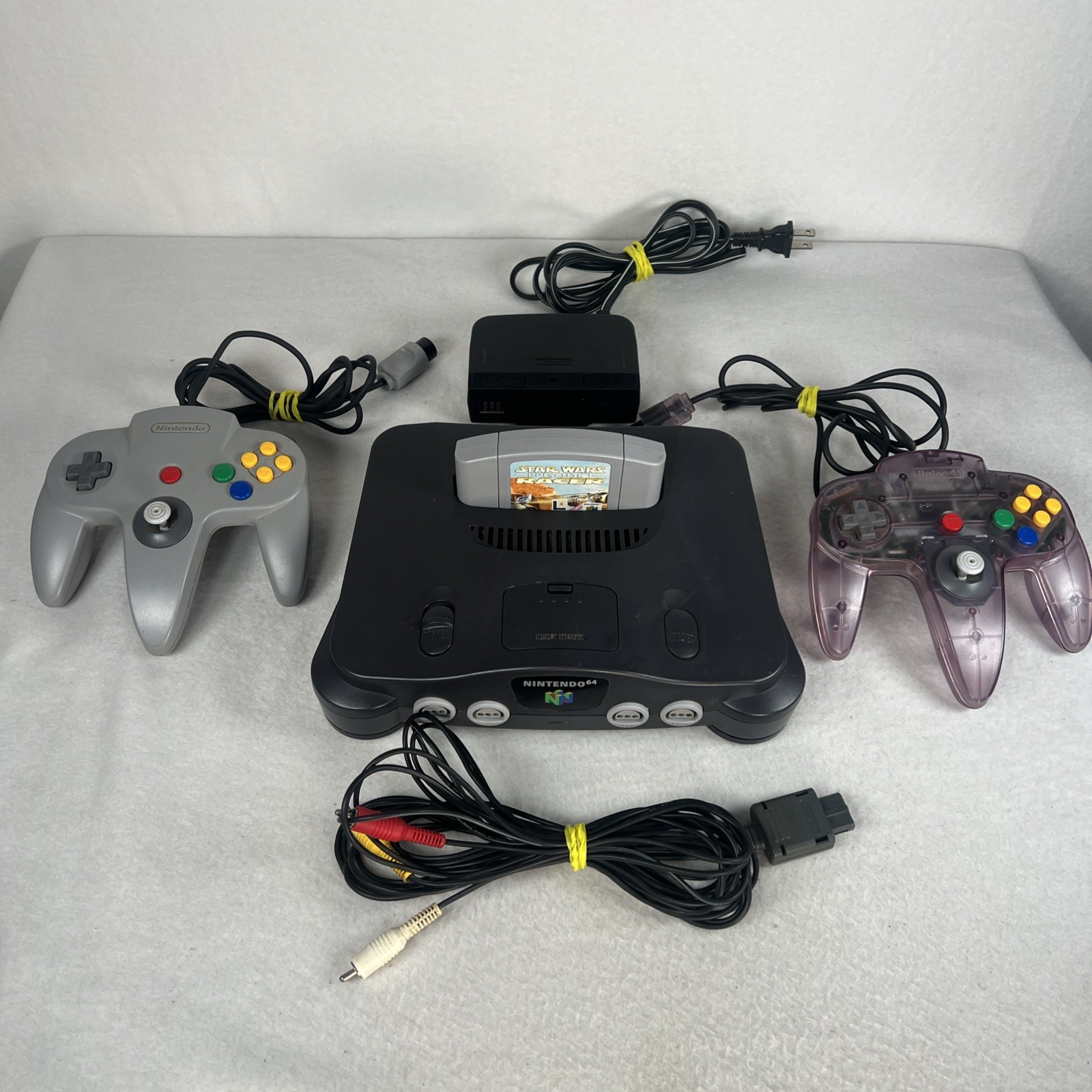 Nintendo 64 Console System Bundle Complete 2-Controllers Star Wars EP-1 Tested