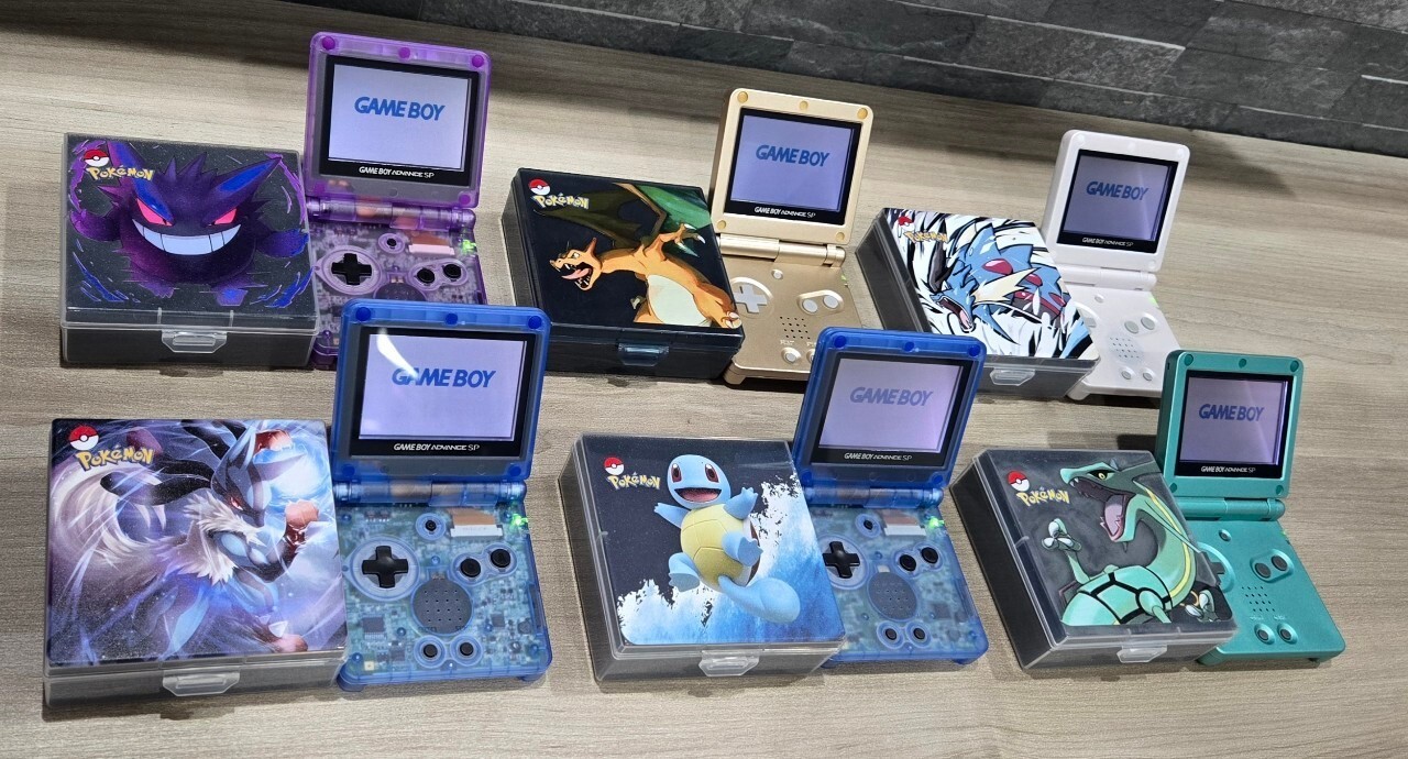 Nintendo Gameboy Advance SP Pokémon Reshell Choose your favorite color