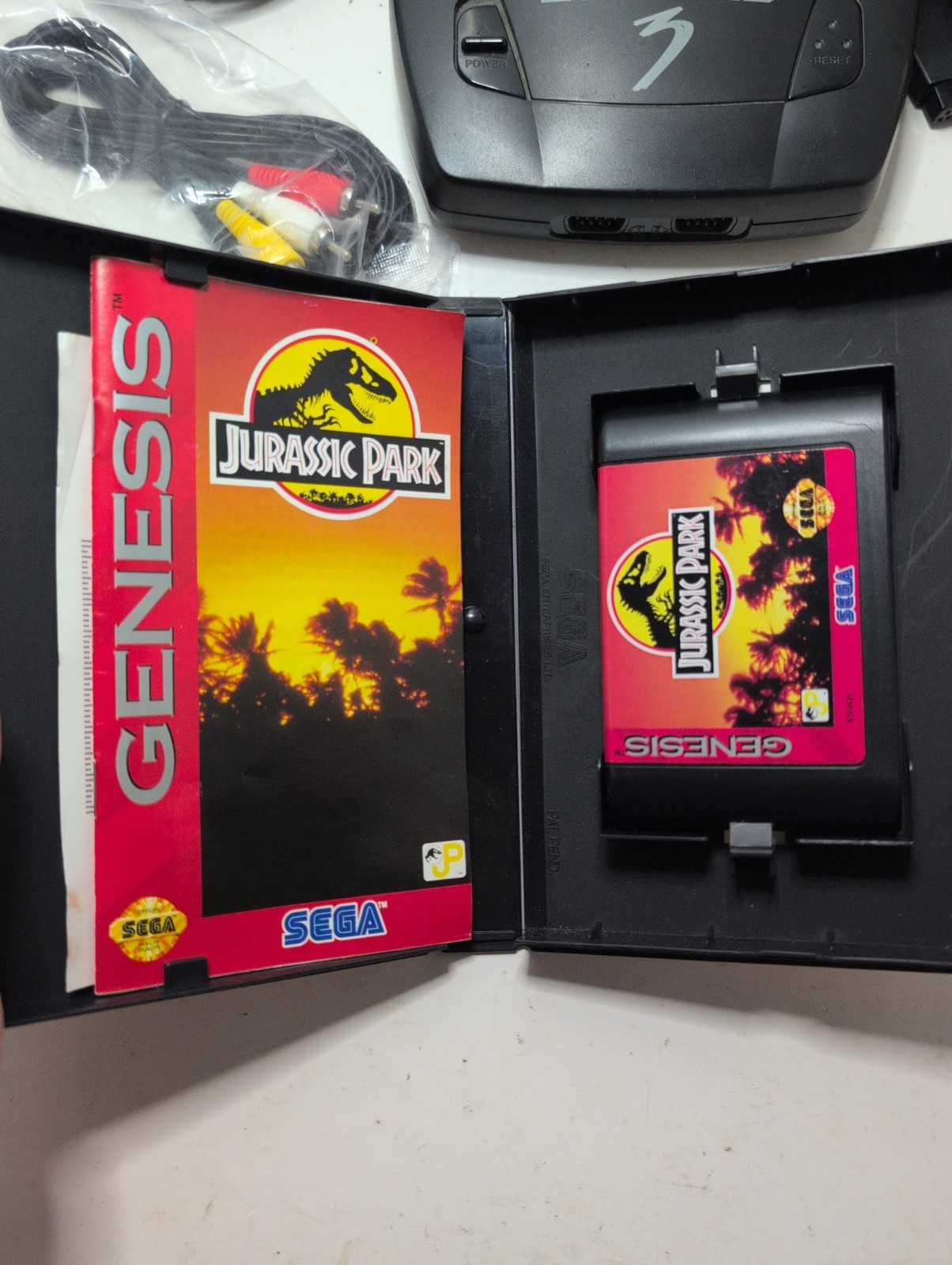 Sega Genesis 3 Console + Controller Cables Two CIB Games Mk-1461 Tested