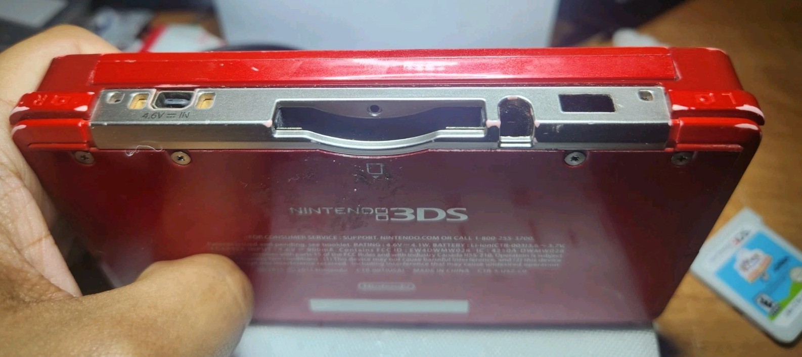 Nintendo 3DS Handheld Game Console Flame Red – Won’t Read SD Cards