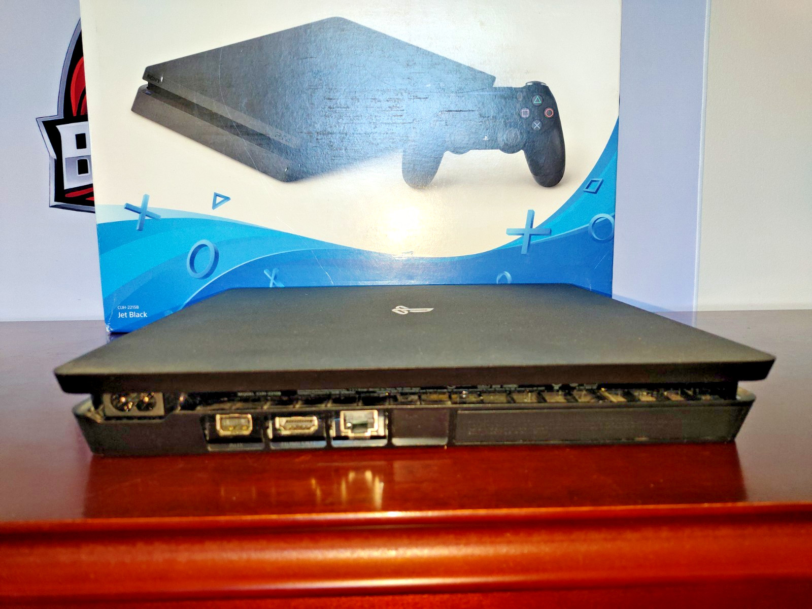 Sony PlayStation 4 Slim 1TB Console CUH-2215B w/ 2 Controllers and Charging Dock