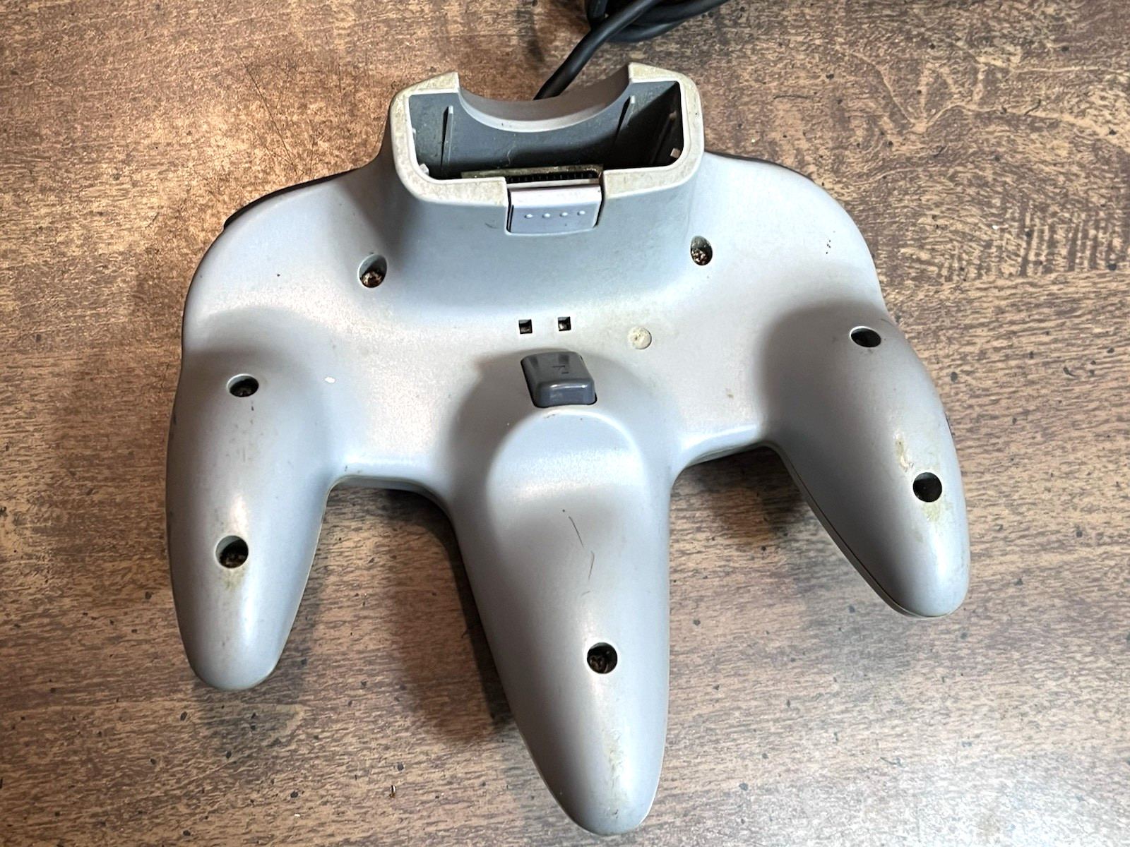 Nintendo N64 Console NUS-001 w/2 Controllers Power Cord A/V Cable TESTED WORKS