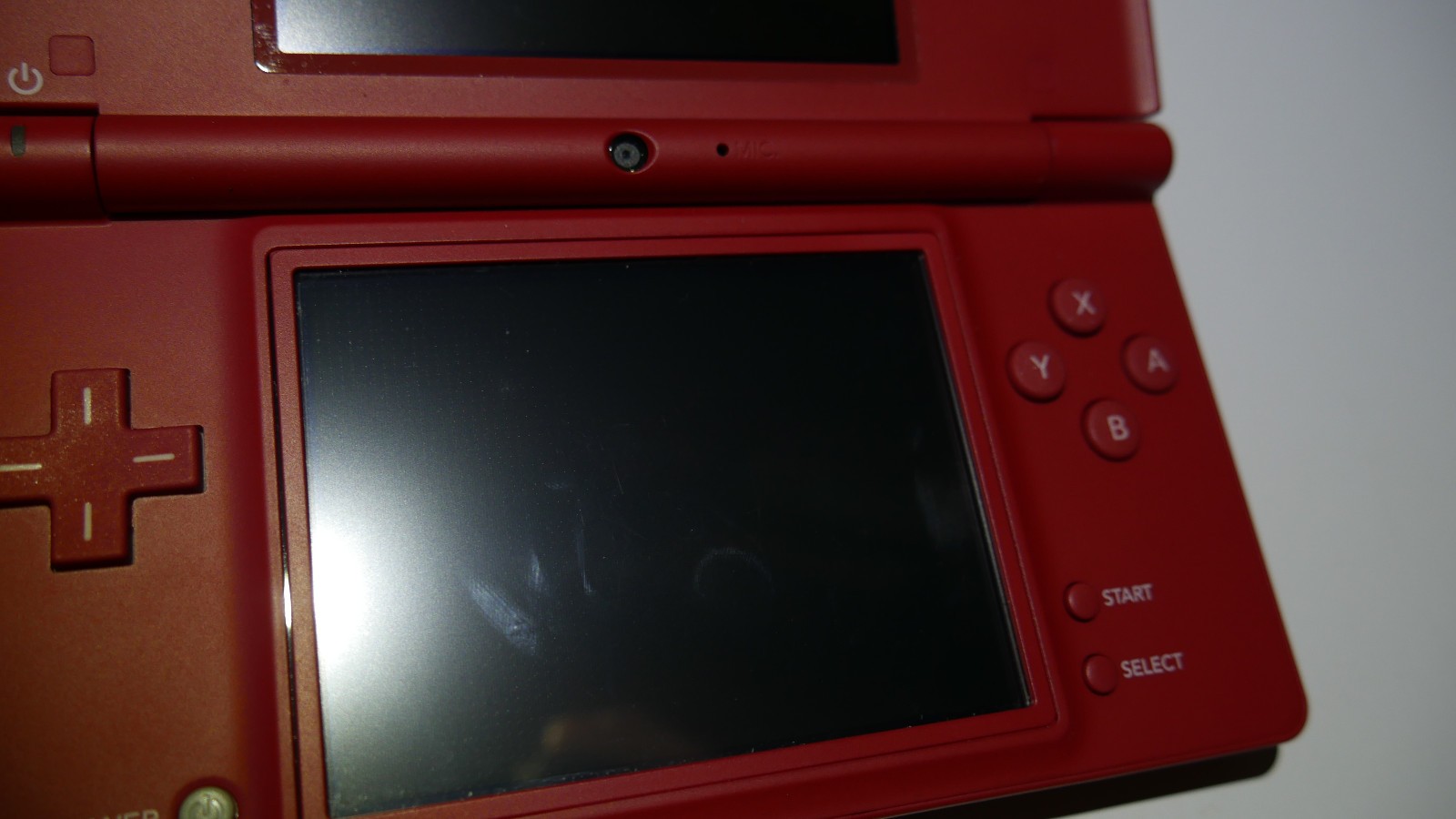 Nintendo DSi Console With Official Charger & Stylus (Very Good Condition / Red)