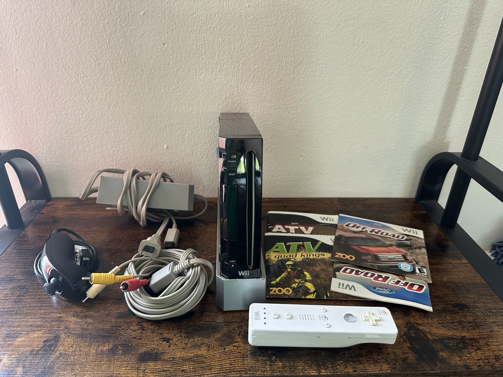 Nintendo Wii RVL-101 BLACK Console Bundle Tested. Needs A Sensor Bar. Works