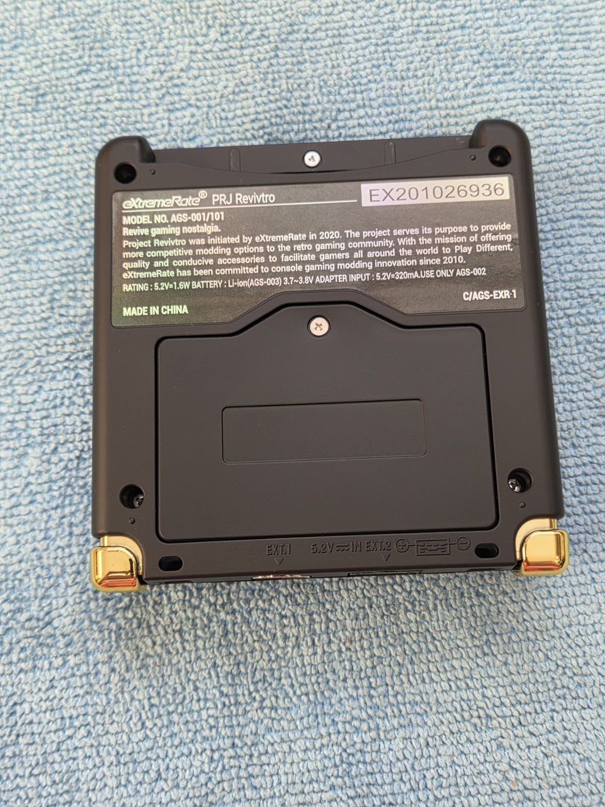 GBA SP – USB-C Charge – Hispeededido IPS – eXtremeRate “The Great Wave” Shell
