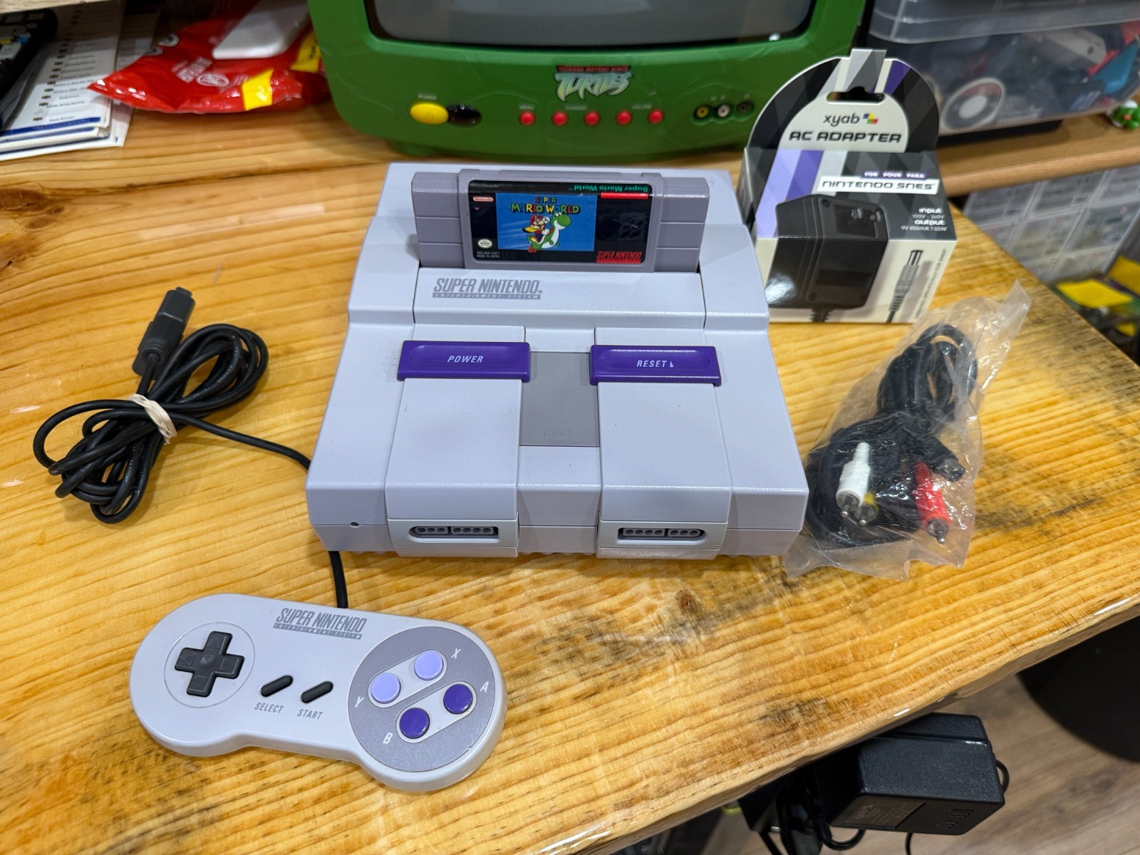 Super Nintendo SNES Console Bundle w/ Controller & Game (Tested & Working)