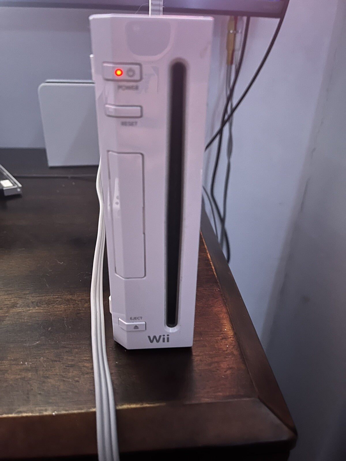 Nintendo Wii Console – TESTED – Includes 2 Controllers and AV Adapter