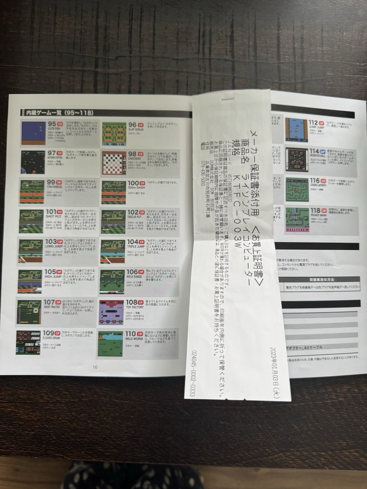 famicom clone system With 118 Games Plays Cartridges Too
