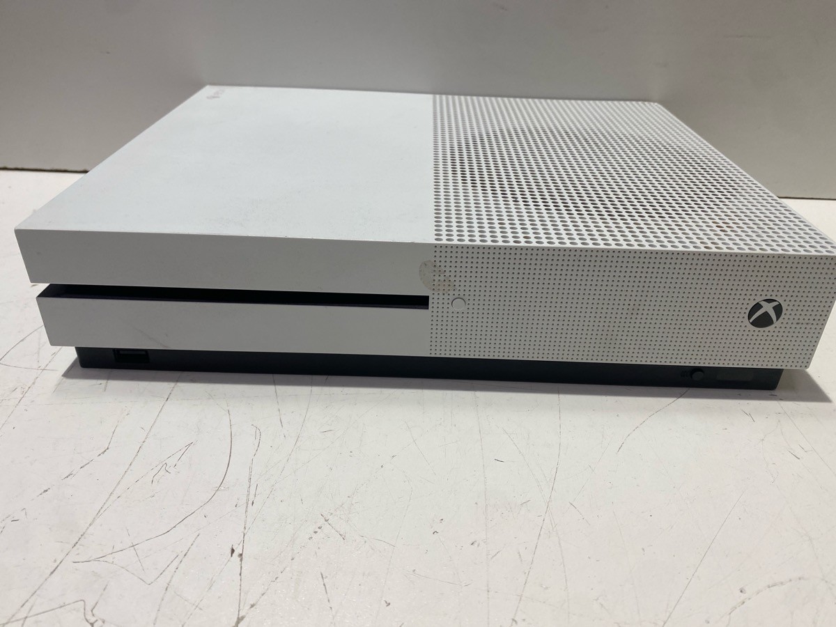 MICROSOFT XBOX ONE S – CONSOLE – 500GB – 1681 (P22017699)