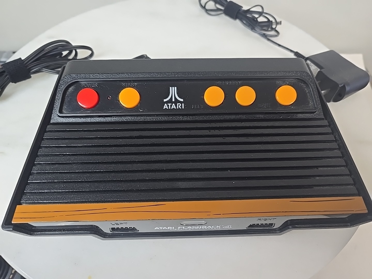 Atari – Flashback 4 classic Game Console Tested & Works Yar’s Revenge Centipede