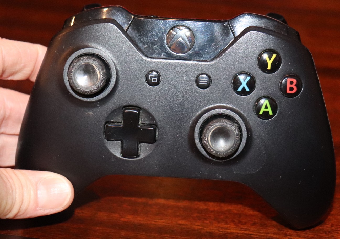 Microsoft Xbox One 500GB Console, Controller, Power Cord, with (7) Games