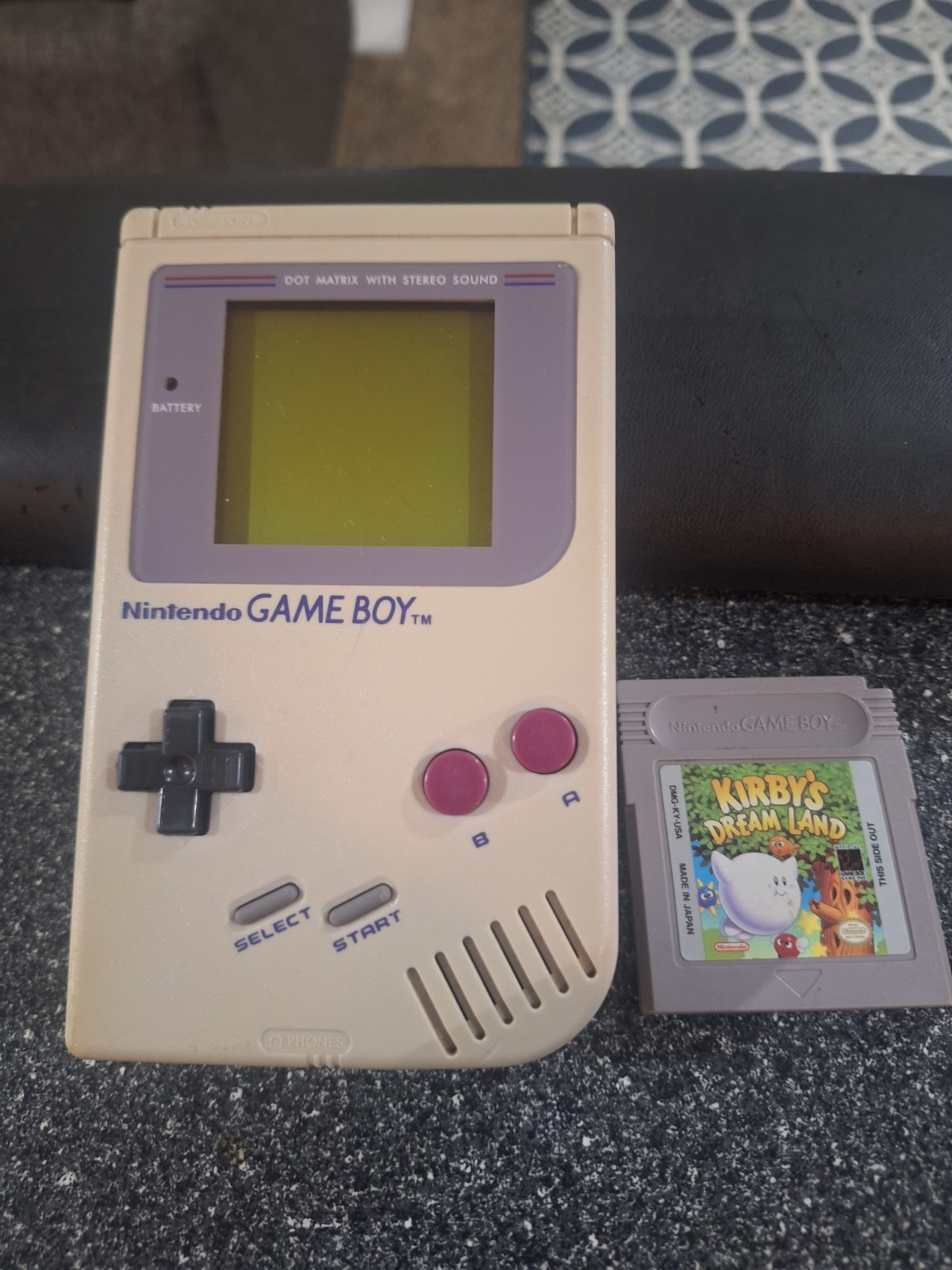 Original Nintendo Game Boy DMG-01 Console w/ Kirby Game ALL ORIGINAL TESTED