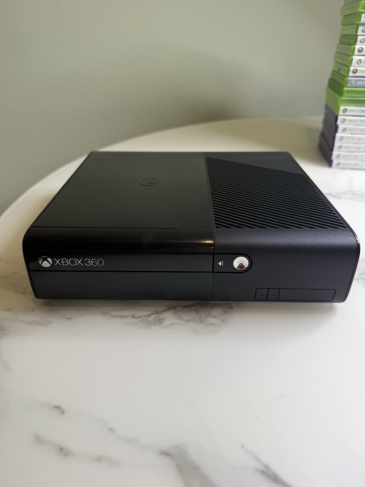 Microsoft Xbox 360 E Console Bundle Lot 4GB Model 1538 Tested & Working 22 Games